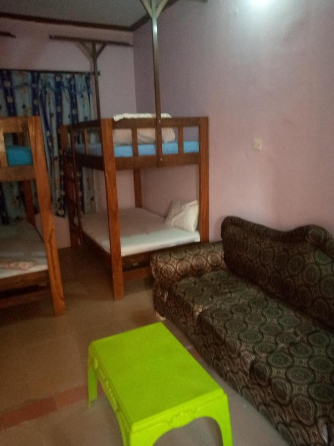 Kicec Bar And Guest House Airport Dar es Salaam Esterno foto