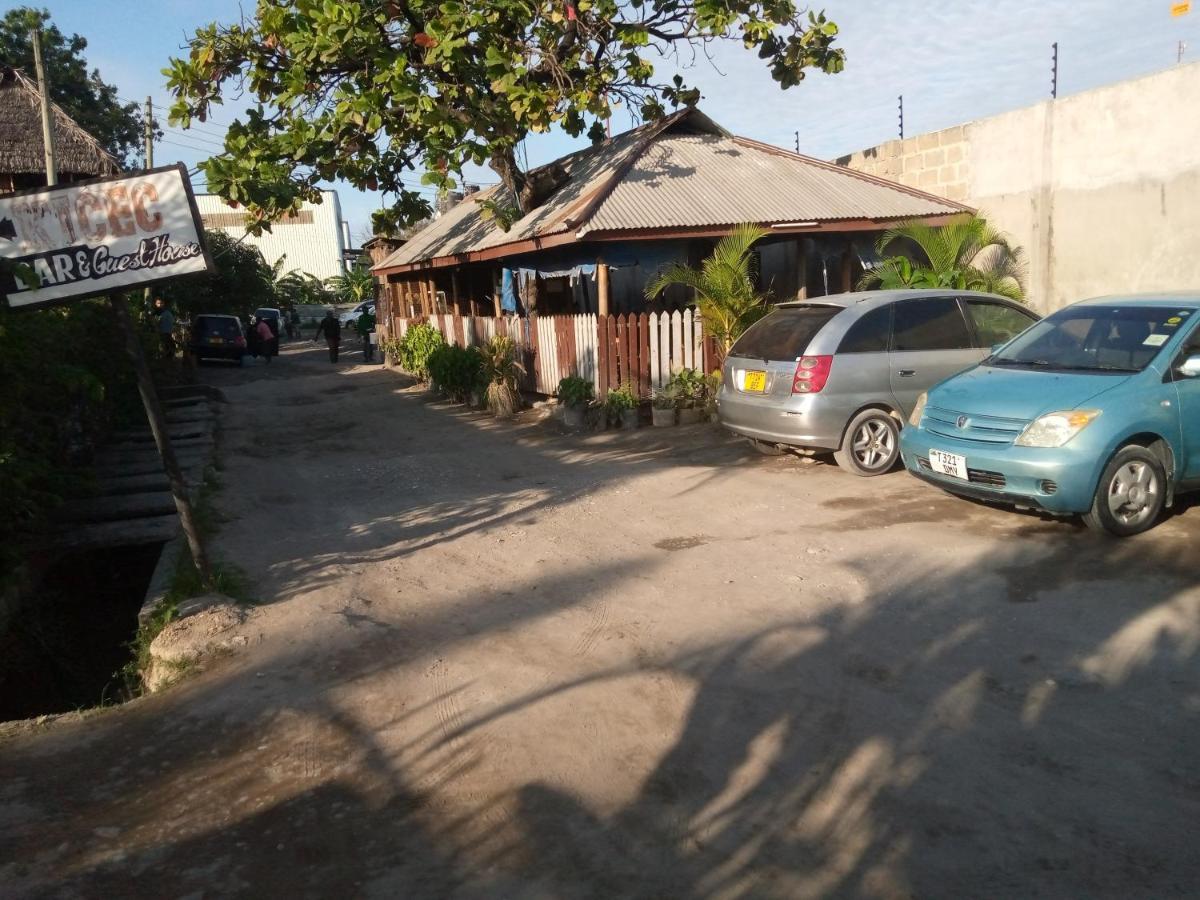 Kicec Bar And Guest House Airport Dar es Salaam Esterno foto