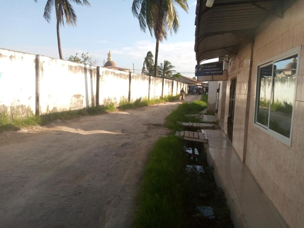 Kicec Bar And Guest House Airport Dar es Salaam Esterno foto