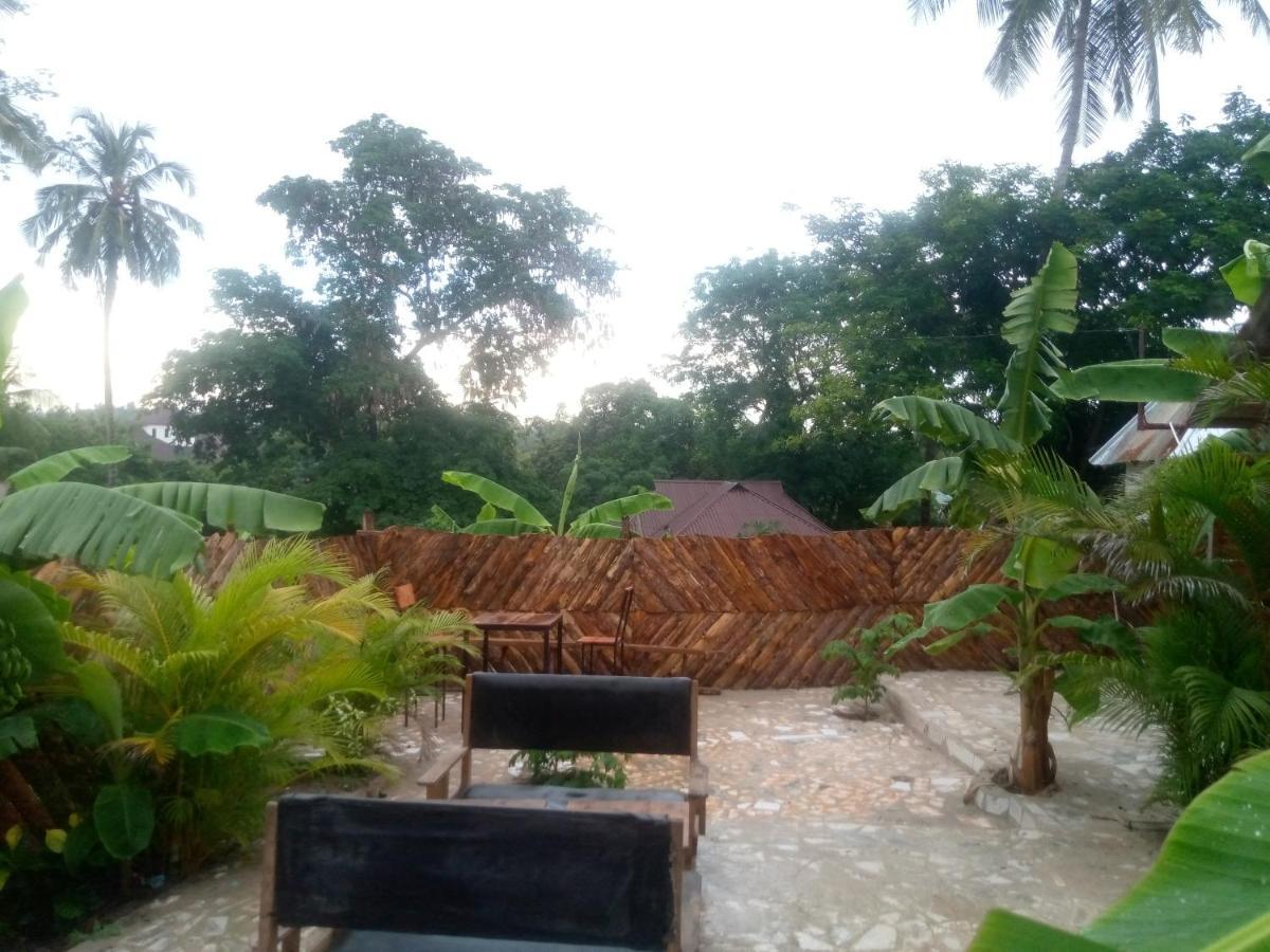 Kicec Bar And Guest House Airport Dar es Salaam Esterno foto