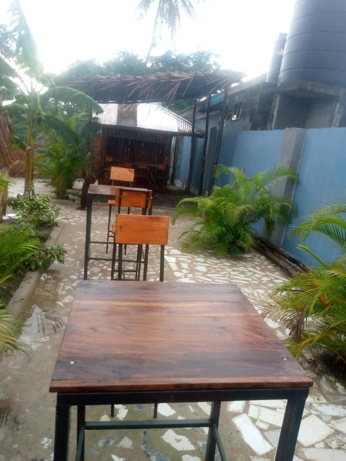 Kicec Bar And Guest House Airport Dar es Salaam Esterno foto
